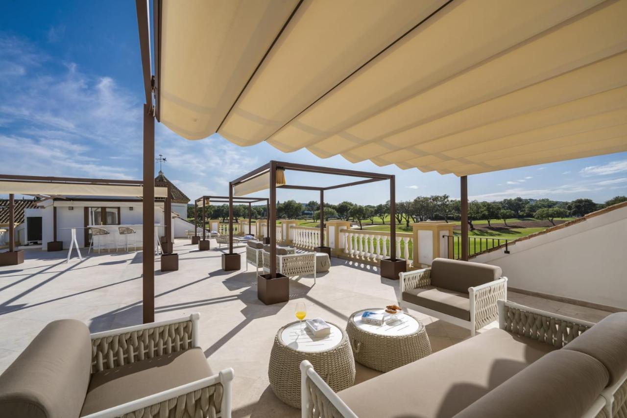 Royal Suite At The San Roque Club Extérieur photo